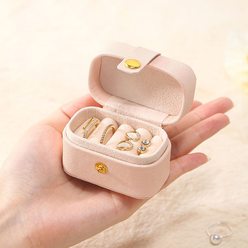 New Mini Ring Box Travel Convenient Earring Ring Jewelry Storage Box PU Leather Custom Logo Design