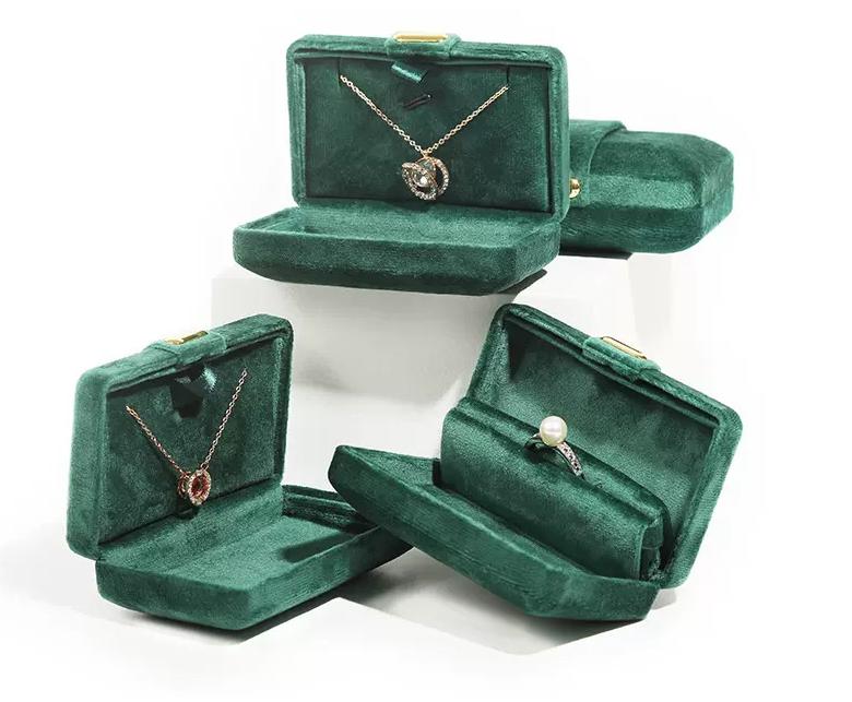 Hot Sale Customized High-End Velvet Jewelry Gift Box For Ring Necklace Jewelry Display Packaging Box