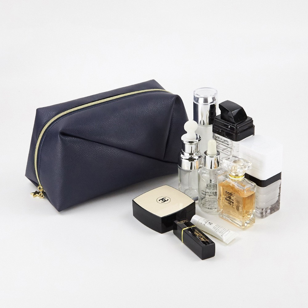 Customized Large Capacity Waterproof Storage Women Hand Bag Portable Travel Toiletry Makeup Case